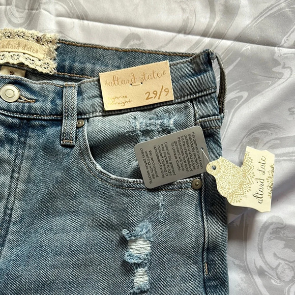 Altar'd State Boyfriend Blue Jeans with Distressed Vintage Look - Picture 3 of 7